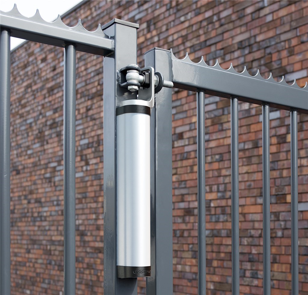 Дотягувач для хвіртки LOCINOX Rhino з монтажем на петлю.jpg Дотягувач для хвіртки LOCINOX Rhino з монтажем на петлю.jpg